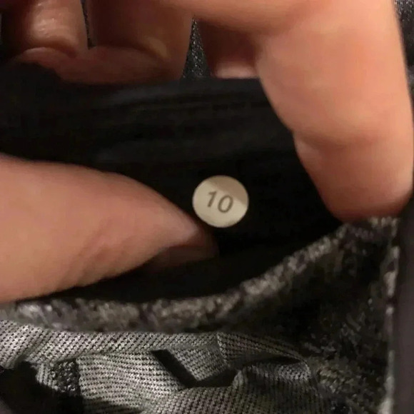 Lululemon Forme Pant Yoga Leggings Pants Women’s Size 10 Heather Grey Black - Picture 7 of 10